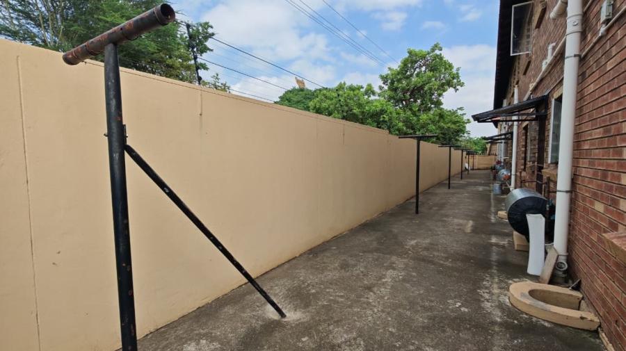 2 Bedroom Property for Sale in Rustenburg Central North West